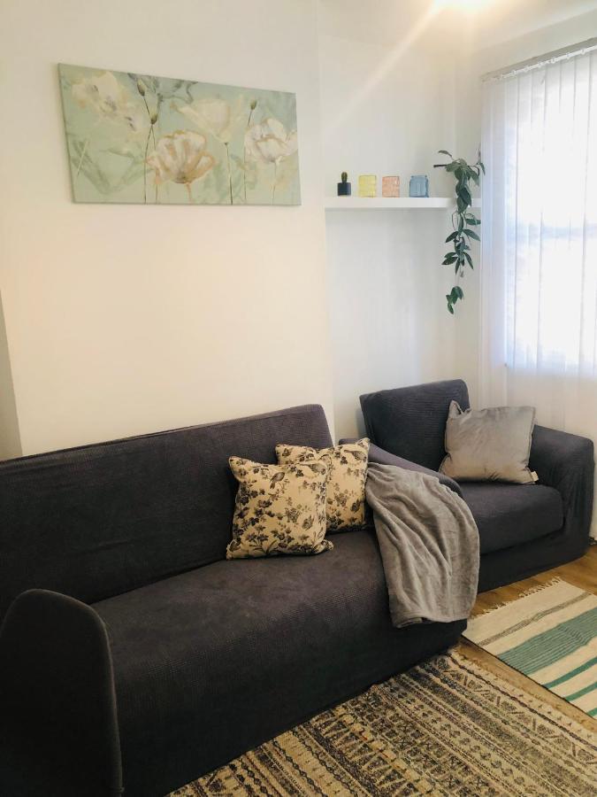 Super Location 2, 1Min Metro 10 Min From Camden Apartment Лондон Екстериор снимка